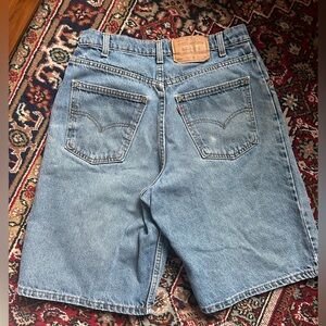 Levi 565 Relaxed Fit Orange Tab Denim Shorts